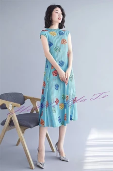 KARSTĀ PĀRDOŠANAS Miyake Modes reizes o-veida kakla piedurknēm print-Line kleita NOLIKTAVĀ