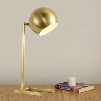 Mūsdienu metāla zelta galda lampa personības apaļa galva dizainers modelis istaba dzīvojamā istaba guļamistaba dekoratīvā galda lampa