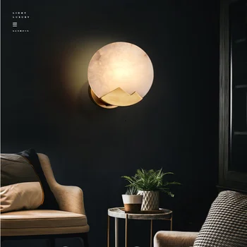 Postmodernisma galda lampas zelta sienas lampas sloksnes Ziemeļvalstu minimālisma personības dzīvojamā istaba guļamistaba gultas lampa, fona sienas lampas